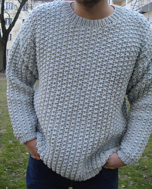 28 Pullover mit Strukturmuster