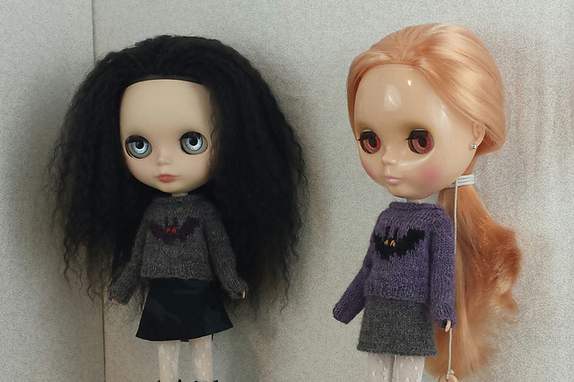 Batty Sweater for Blythe