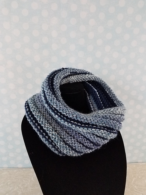 Queen Cowl