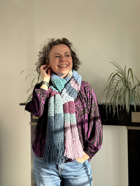 Frost scarf and cowl