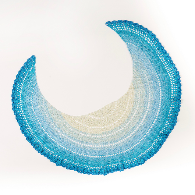 walking on clouds shawl
