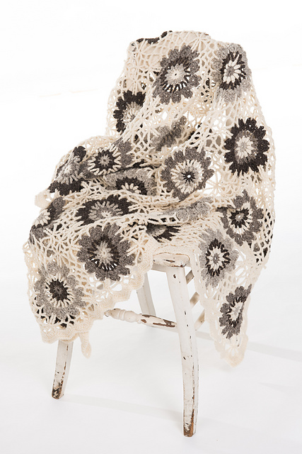 Duneflower Cushion & Blanket