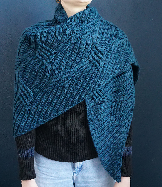 Tevennec Shawl 2