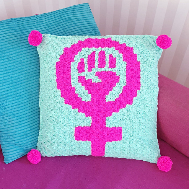 GRL PWR - Pillow