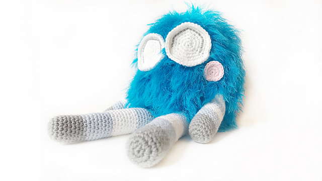 Fuzzy Blue Alien Monster Amigurumi