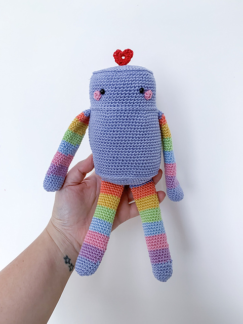 Snuggle Bot Amigurumi