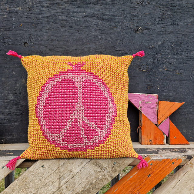 Pomegranate Cushion