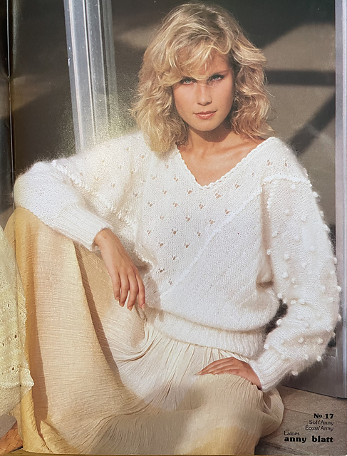 #17 Relief pullover