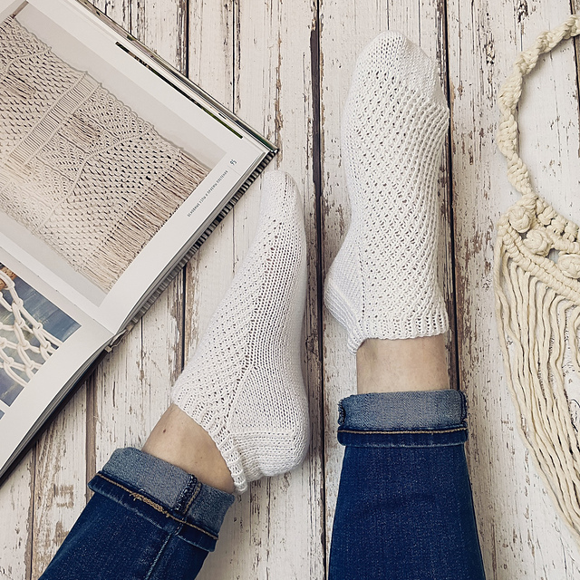 Macrame socks
