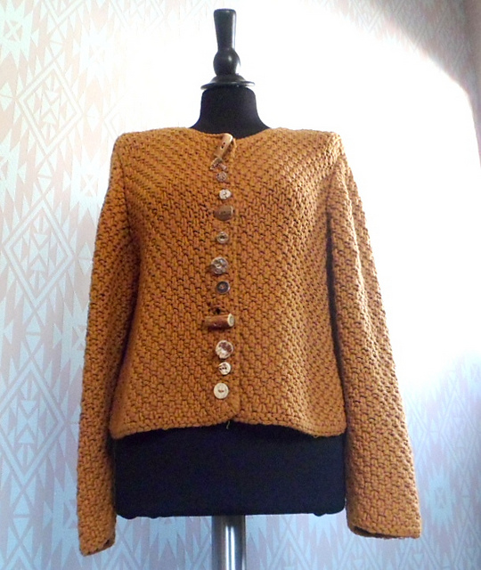 # 24 Trachtenjacke