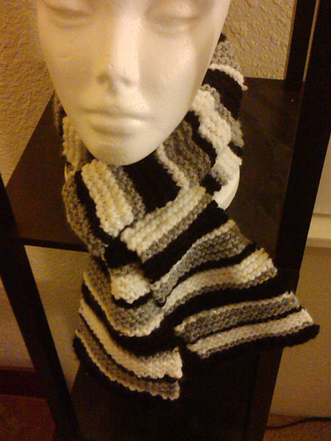 Simple Stripes Scarf