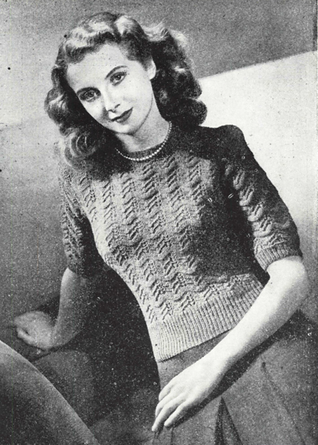 A lacy jersey in wave pattern