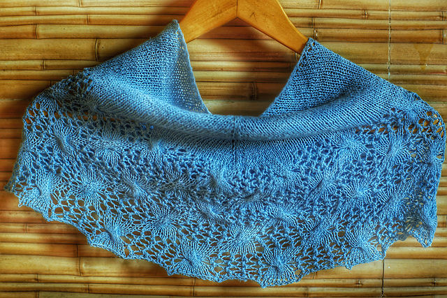Vyoma Cowl