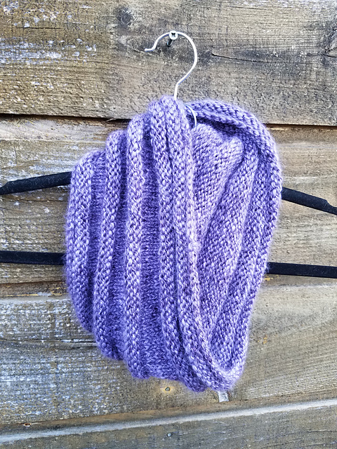 Purl Ridges Cowl