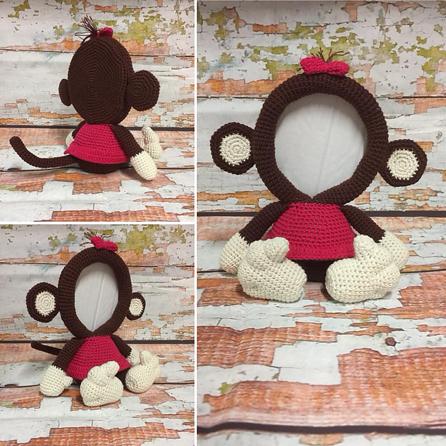 Photo Frame Loving MONKEY