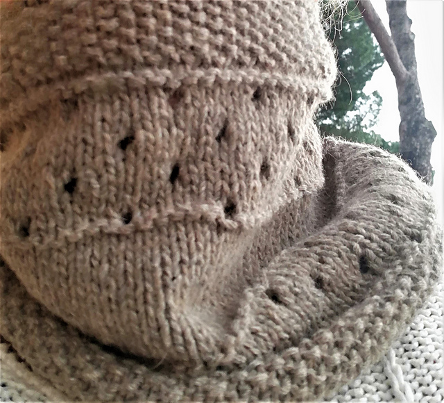 Mamma cowl