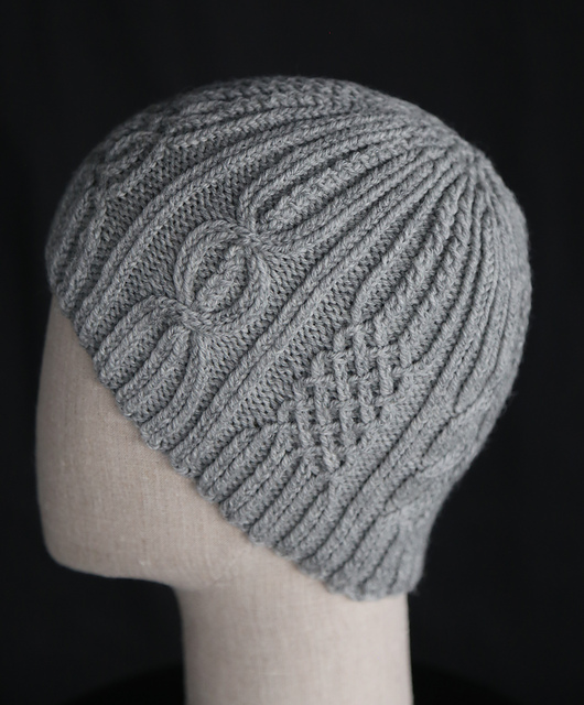 Austrian Traveling Stitch Hat