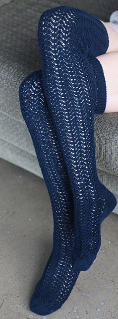 Skimpy Chevrons Thigh-High Socks