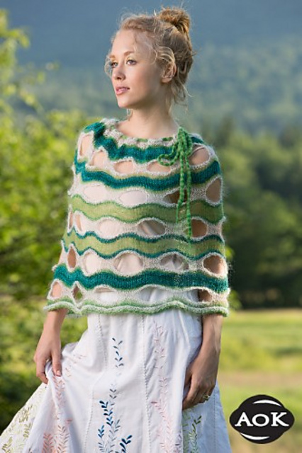 Rivers & Tides Poncho/Cowl
