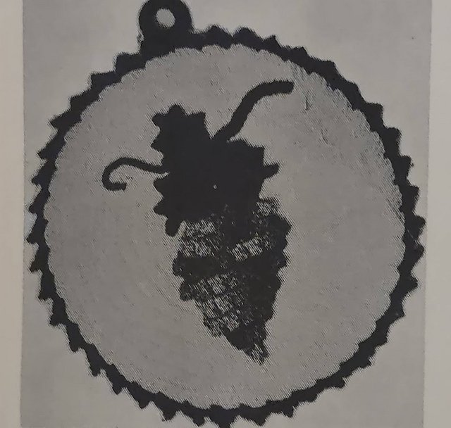 Grape Pan Holder