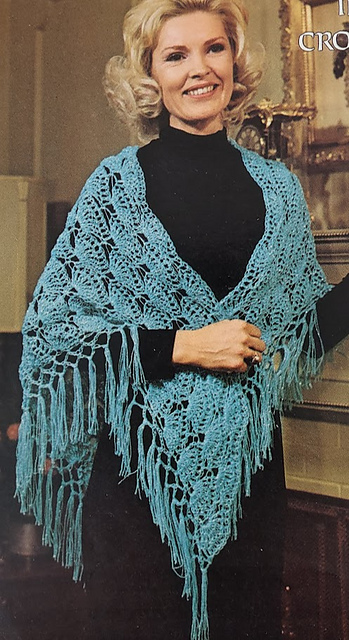 Lacy Shawl in Crochet