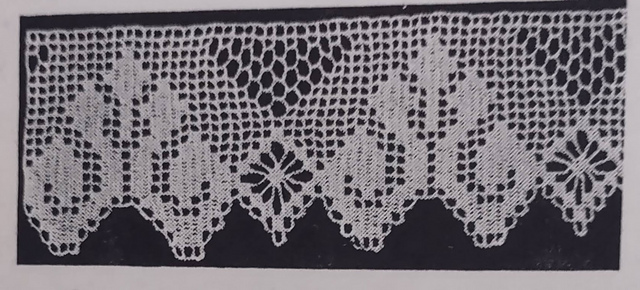 Crown and Scroll Edging