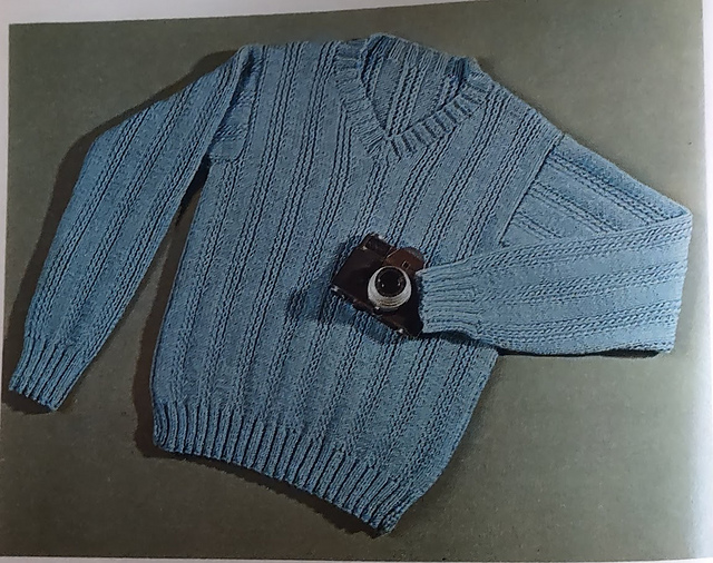V-Necked Ribbed Pullover