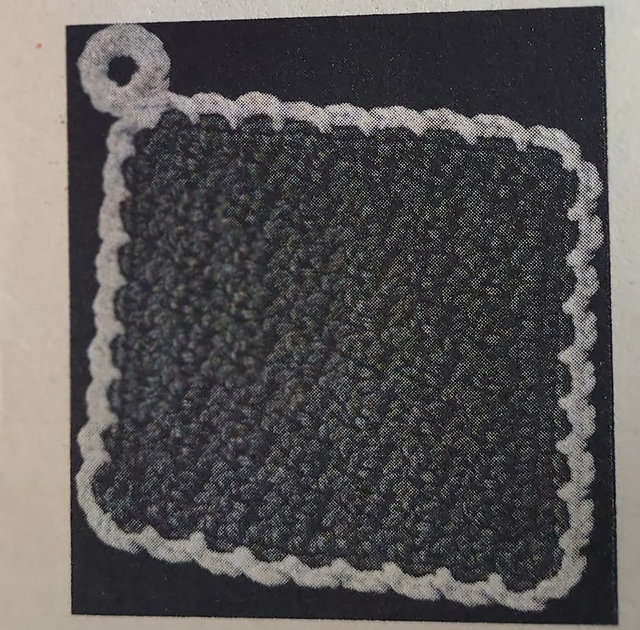 Textured Square Pan Holder