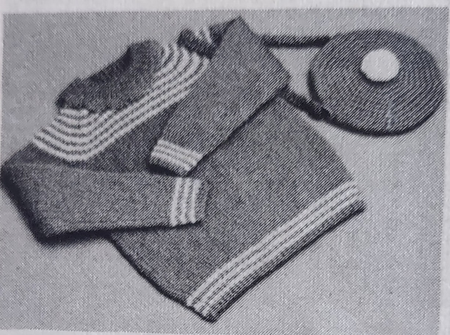 Girl's Pullover and Shoulder Bag