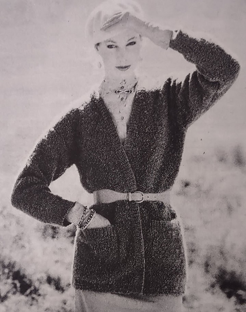Buttonless Cardigan
