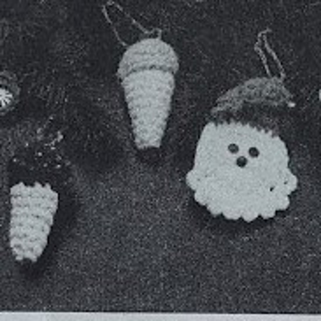 Crocheted Christmas Ornaments: Santa and Ice Cream