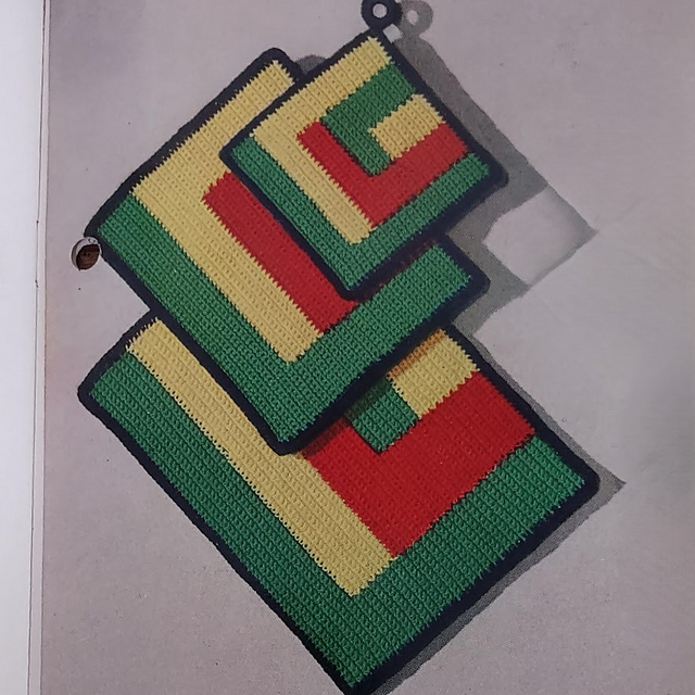 The Modern Potholder and Hot Plate Mats