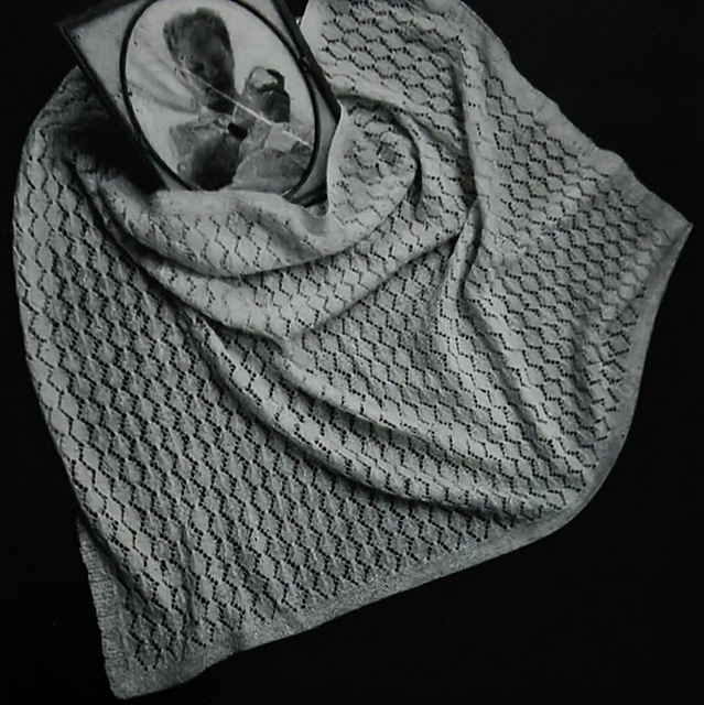 No. 8208 Knitted Shawl