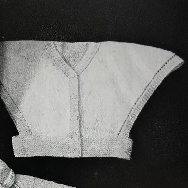 No. 8205 Sleeveless Jacket