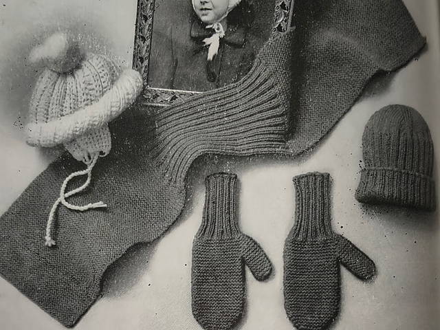 No. 8231 Knitted Scarf