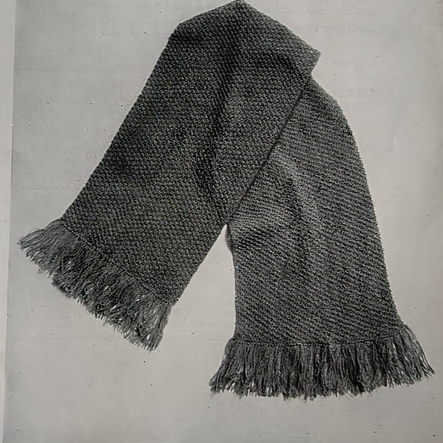 No. 8250 Man's Scarf