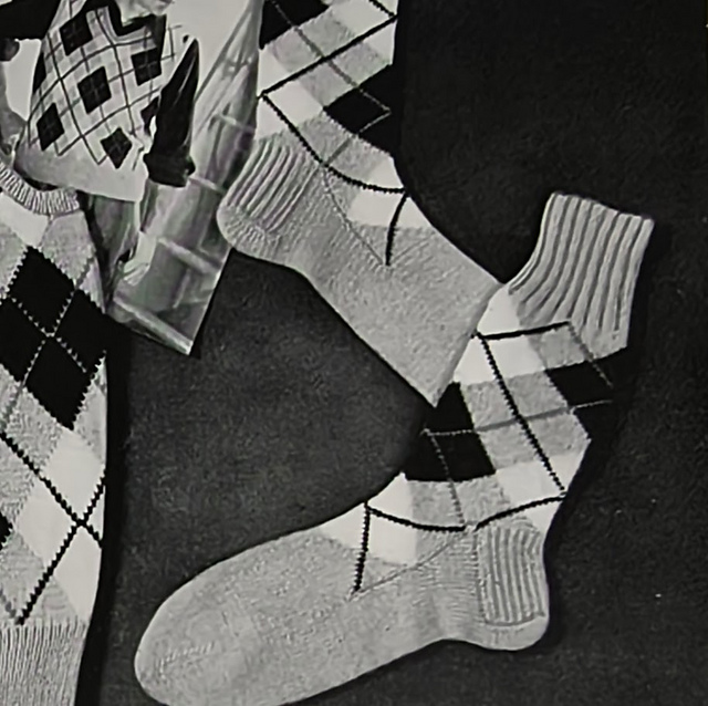 No. 8245A Argyle Socks