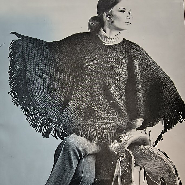 No 7604 Poncho