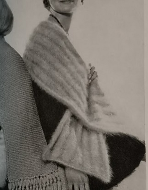 No 1219 Dressy Stole