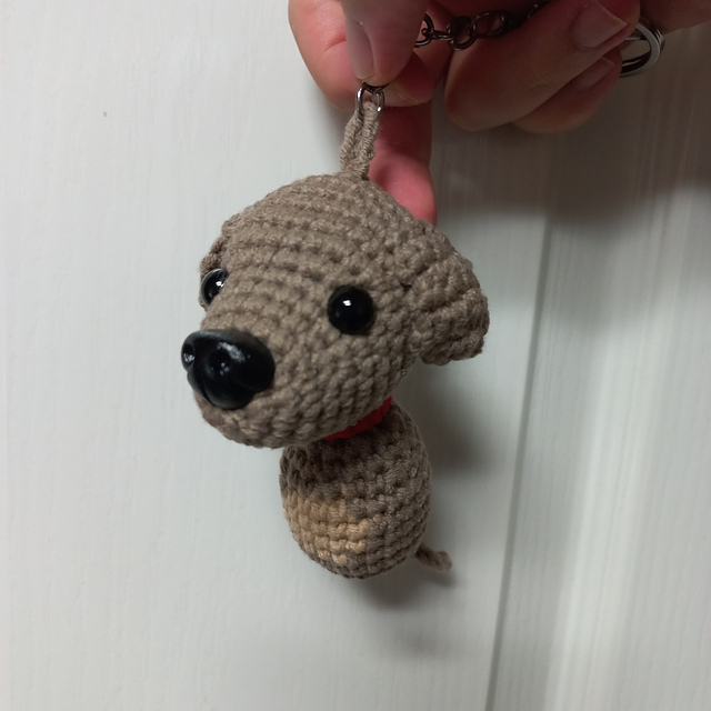 dog amigurumi keychain