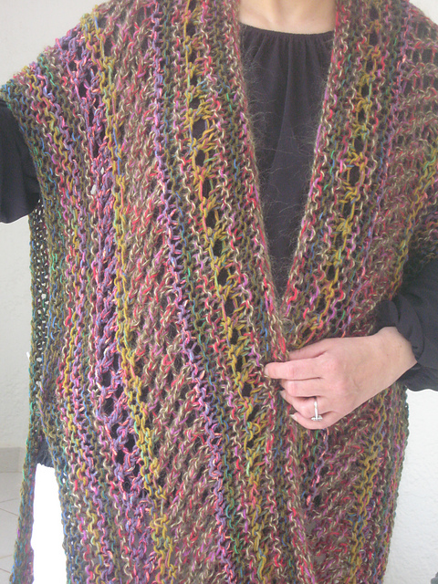 Ravelry: artknitsbyamal's lacy ruana