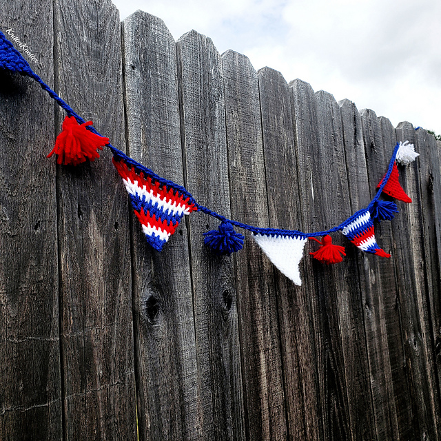 Patriotic July 4th Tunisian Bunting