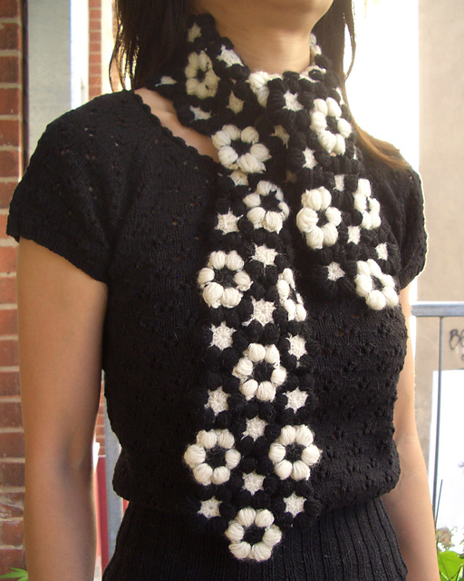 #31 Flower motif scarf