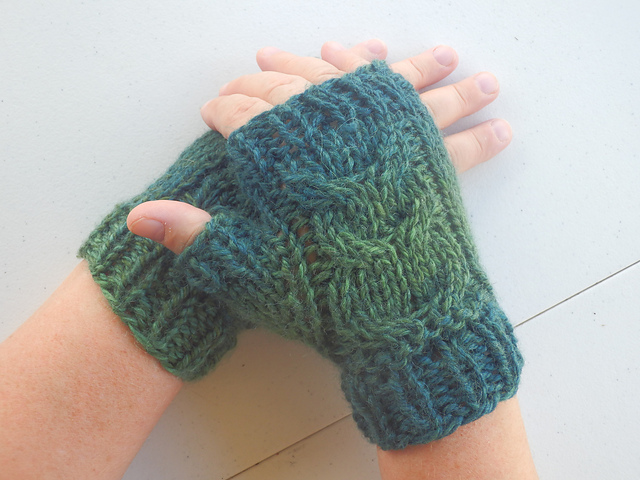 Owl Fingerless Mittens for Teacher