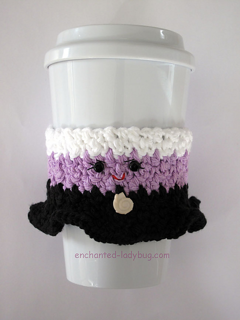 Ursula Coffee Cup Cozy