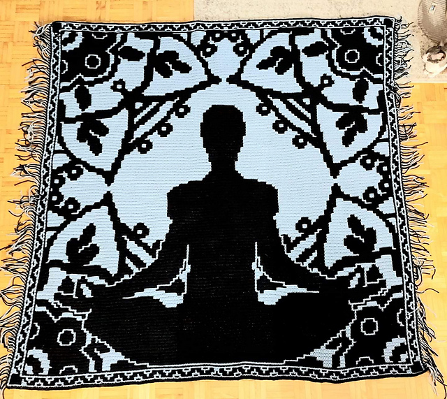 【アンティーク】暗八仙 シルク 手刺繍 パネル 43×410cm ダメージあり Ravelry: Namaste Mandala pattern by Ashlee Brotzell