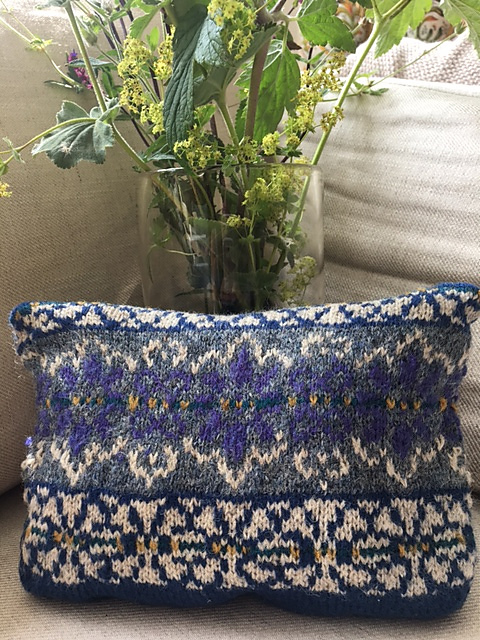 Summertime Necessaire