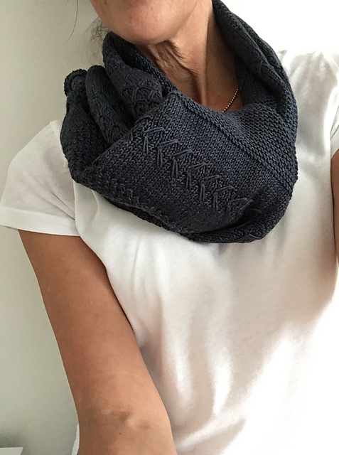 Follow your curve scarf
