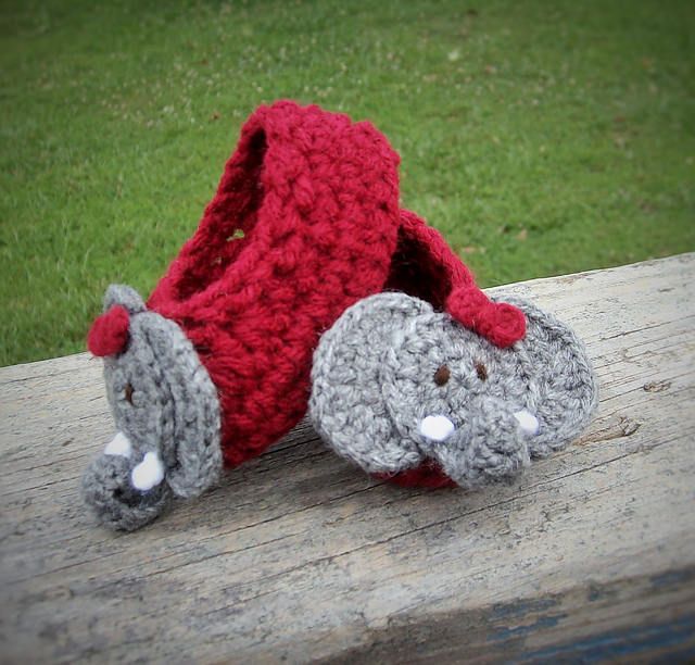 Easy Basic Baby Booties