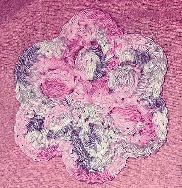 Petal Perfect Large Face Scrubby